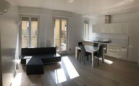 Bright & Spacious Apartment Near Navigli - Ponti