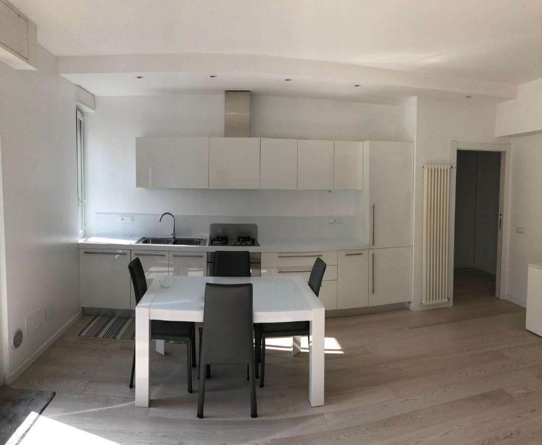 Bright & Spacious Apartment Near Navigli - Ponti Μιλάνο Εξωτερικό φωτογραφία